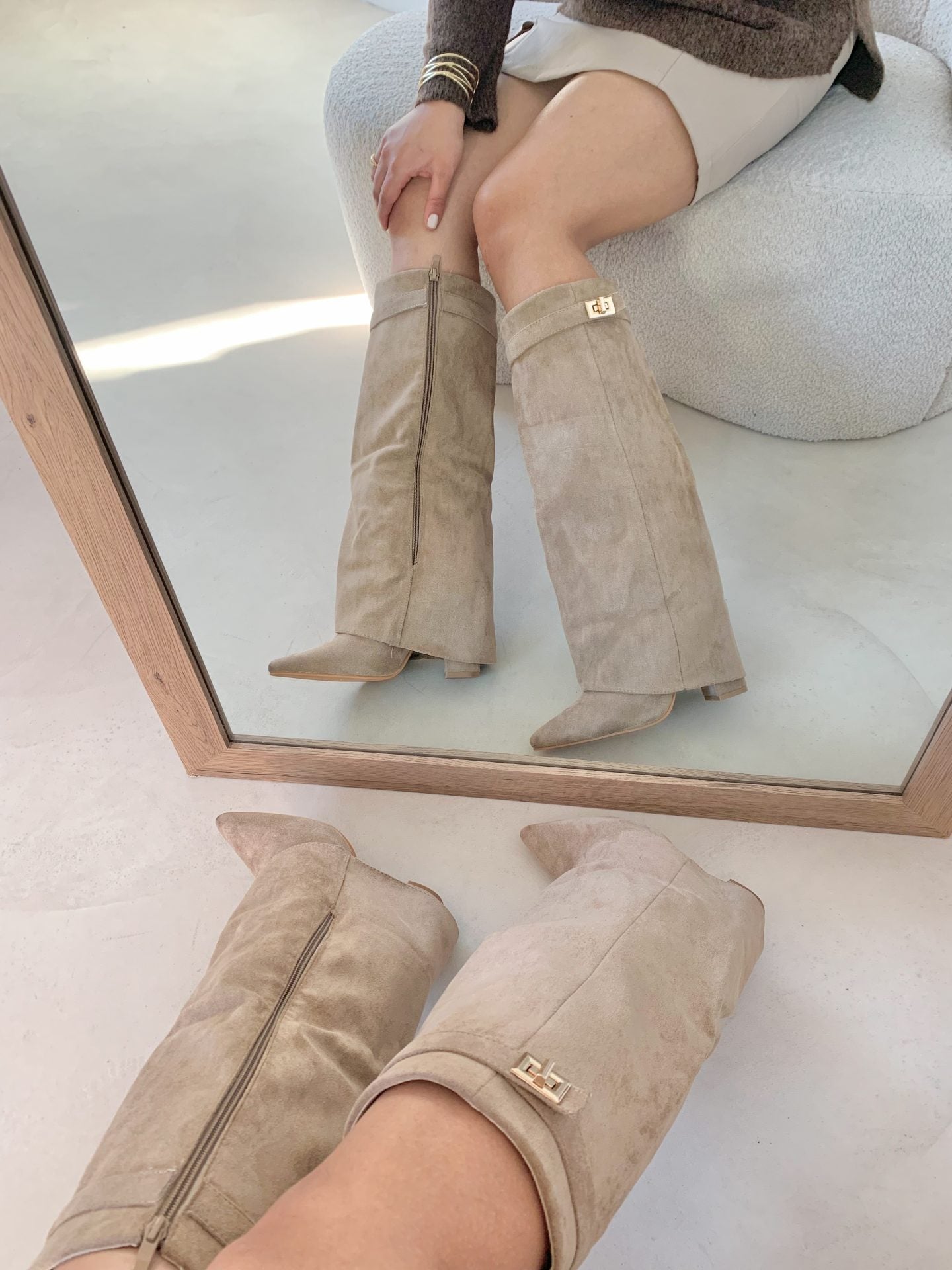 Crème Luxe - Bottes Vegans Hautes en Suédine