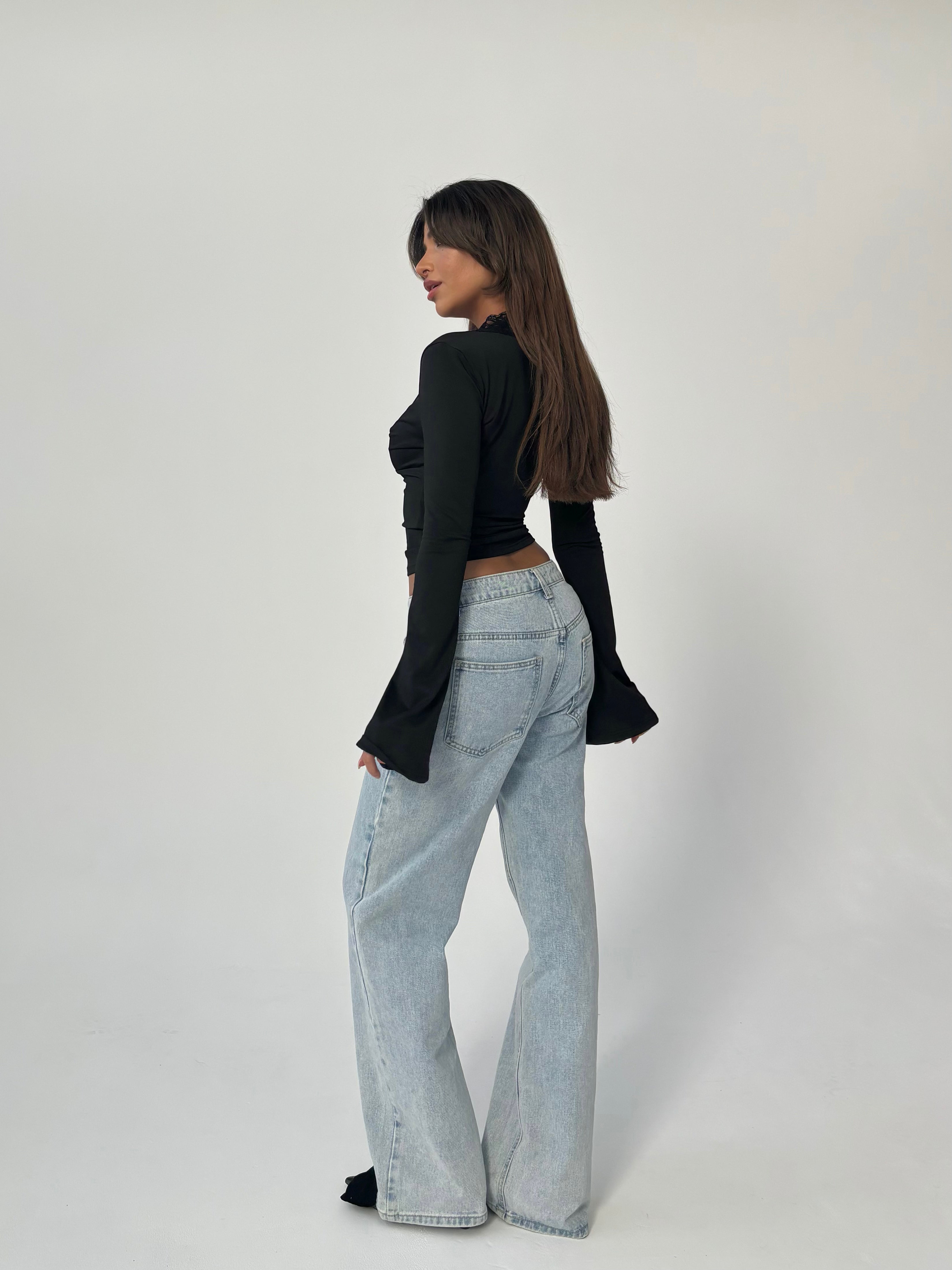 CLARA | HAUT EN DENTELLE